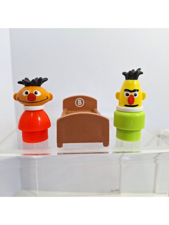 Fisher Price Other - Little People Bert & Ernie Brown Bed Sesame Street Fisher Price Vintage